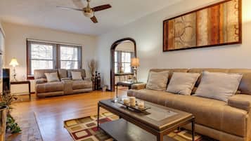 Rumah (3 Bedrooms) | Interior