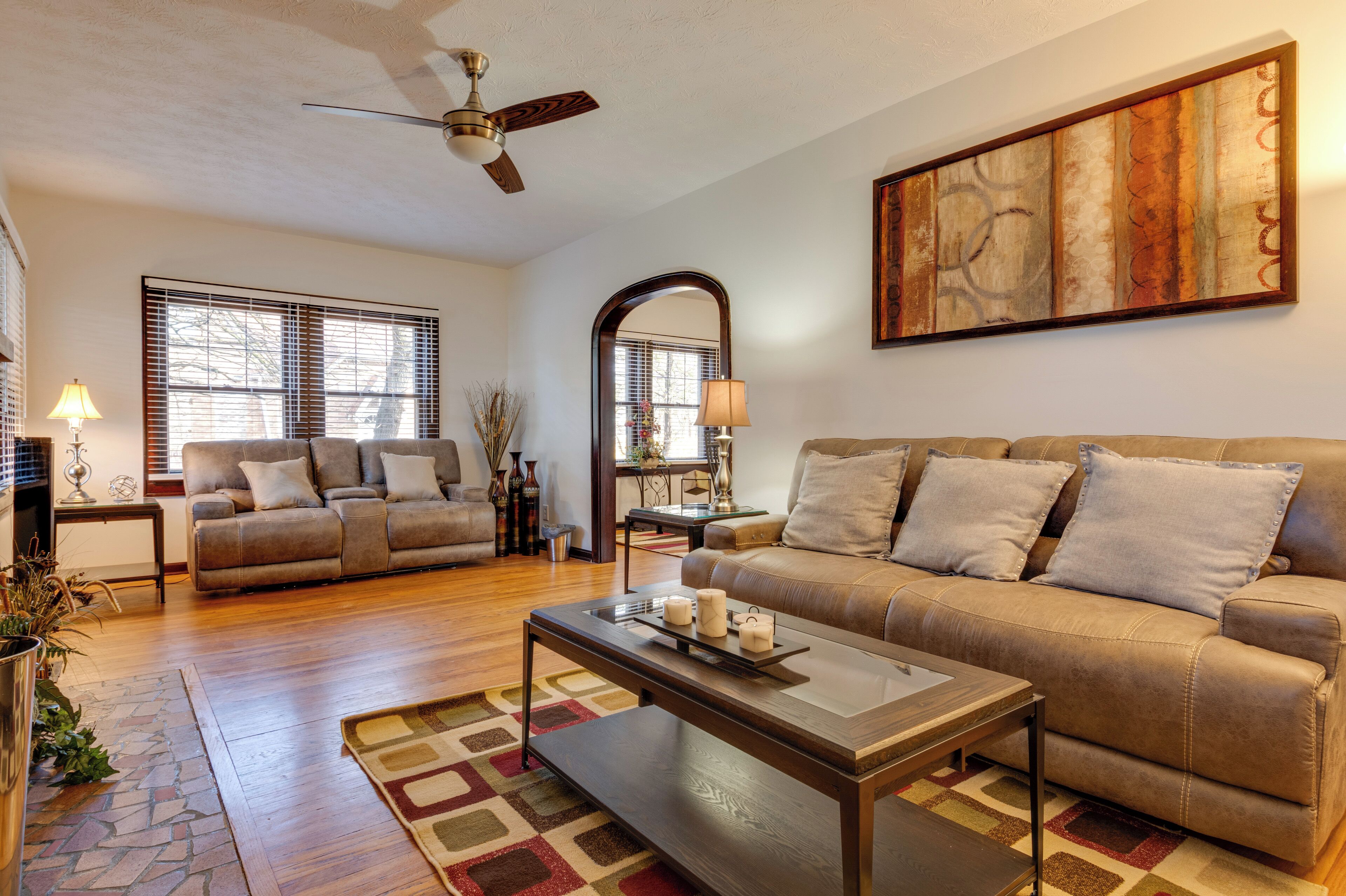 House (3 Bedrooms) | Interior