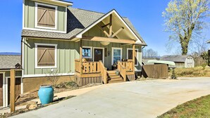 Exterior detail - New! Chattanooga Vacation Rental With Pool! (Chattanooga)