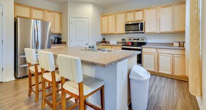 Private Backyard! Spacious Home 25 Mi to Columbus