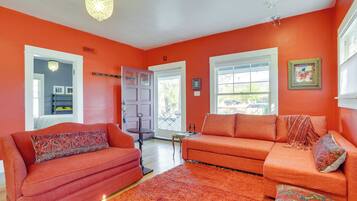 House (2 Bedrooms) | Bahagian dalam