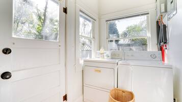 Nhà (2 Bedrooms) | Nội thất