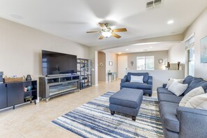 House (3 Bedrooms) | Interior