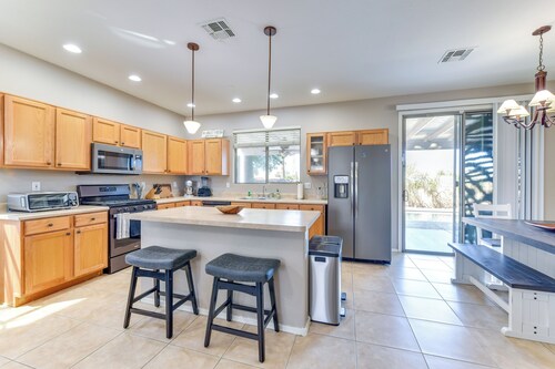 Pool, Patio & Grill: San Tan Valley Escape!