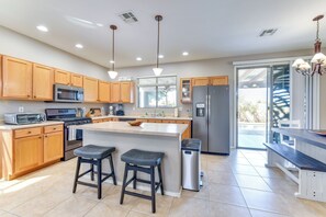 House (3 Bedrooms) | Interior