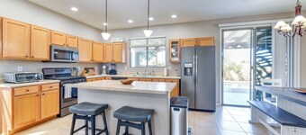 Pool, Patio & Grill: San Tan Valley Escape!