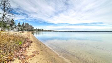 Cottage (2 Bedrooms) | Interior