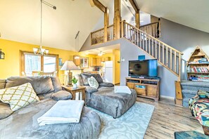 Cottage (2 Bedrooms) | Interior