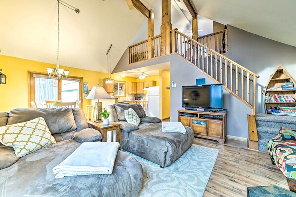 Cottage (2 Bedrooms) | Interior