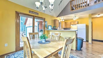 Cottage (2 Bedrooms) | Interior