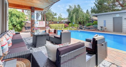 Spokane Valley Vacation Rental w/ Shared Pool!