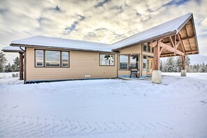 Exterior - All-season Bonners Ferry Home w/ Views (Bonners Ferry)