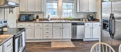 House (2 Bedrooms) | Interior