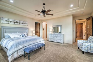 House (6 Bedrooms) | Interior