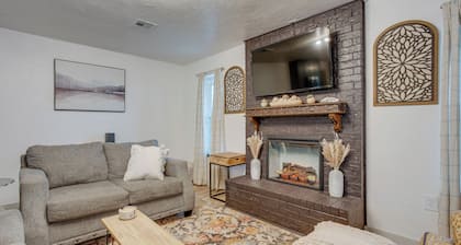 Chandler Vacation Rental on Route 66, Near Casino