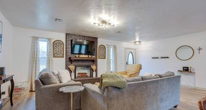 Chandler Vacation Rental on Route 66, Near Casino