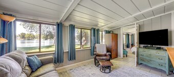 Riverfront Dixon, Illinois, Vacation Rental!