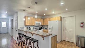 Apartment (3 Bedrooms) | Interior