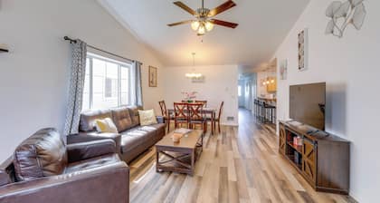 Family-friendly Columbia Falls Townhome w/ Views!