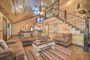 House (3 Bedrooms) | Interior - Broken Bow Escape w/ Hot Tub & Basketball Court! (Broken Bow)