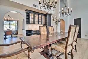 House (4 Bedrooms) | Interior - Heated Saltwater Pool: Spacious Home in Scottsdale (Scottsdale)