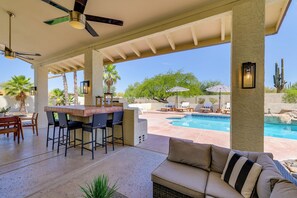 Interior - Heated Saltwater Pool: Spacious Home in Scottsdale (Scottsdale)