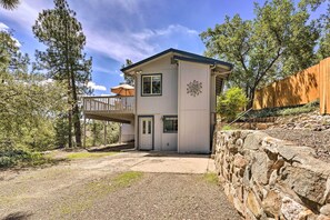 Interior - Secluded Prescott Home < 2 Mi to Whiskey Row! (Prescott)