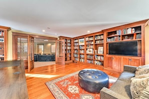Villa (4 Bedrooms) | Interior