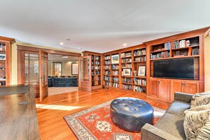 Villa (4 Bedrooms) | Interior