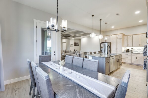 House (4 Bedrooms) | Interior