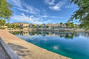 Apartment (2 Bedrooms) | Interior - Waterfront Phoenix Condo w/ Lake & Mtn Views (Phoenix)