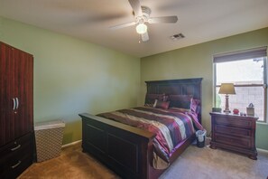 House (3 Bedrooms) | Interior - Near Hikes: Home w/ Pool & Patio in Gilbert! (Gilbert)