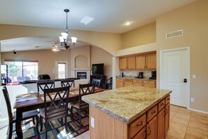 Hus (3 Bedrooms) | Innvendig