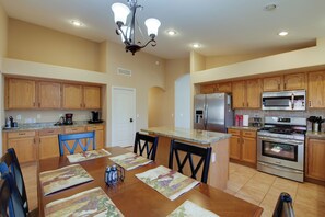 House (3 Bedrooms) | Interior - Near Hikes: Home w/ Pool & Patio in Gilbert! (Gilbert)