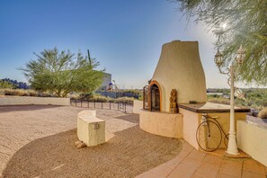 House (3 Bedrooms) | Interior - Private Hot Tub & Epic Views in Superstition Mtns! (Apache Junction)
