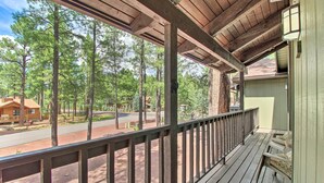 Interior - Cozy Condo Near Golfing & Hiking in Pinetop! (Pinetop)