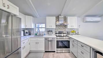 Casa (2 Bedrooms) | Interior