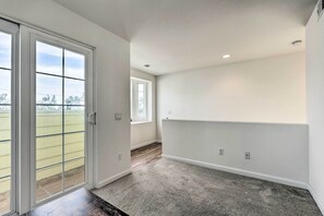 House (3 Bedrooms) | Interior - Classic Coastal Retreat - Walk to the Beach! (Oxnard)