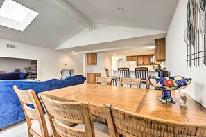 House (3 Bedrooms) | Interior - Classic Coastal Retreat - Walk to the Beach! (Oxnard)