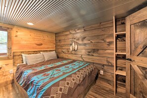 House (1 Bedroom) | 1 bedroom, bed sheets