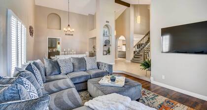 Private Pool, Grill: Upscale Scottsdale Retreat!