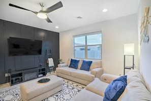 House (3 Bedrooms) | Interior - New-build Glendale Home w/ Hot Tub + Putting Green (Glendale)