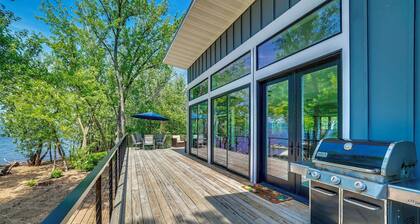 Modern Beachfront Oasis in Stockholm w/ Dock!