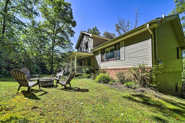 Brevard Retreat ~ 3 Mi To Downtown! - Brevard, NC