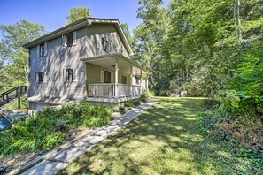 Interior - Brevard Retreat ~ 3 Mi to Downtown! (Brevard)