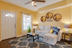 Apartment (2 Bedrooms) | Interior - Chic Indianapolis Home w/ Yard Near Downtown! (Indianapolis)