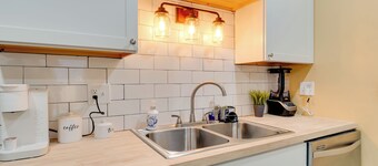 Chic Indianapolis Home w/ Yard Near Downtown!