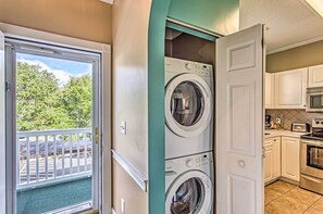 Apartment (2 Bedrooms) | Interior - 2 Mi to Beach: Myrtlewood Condo w/ Resort Perks! (Myrtle Beach)