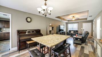 บ้านพัก (3 Bedrooms) | ภายใน