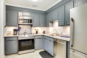 Interior - North Charleston Vacation Rental Near Cooper River (North Charleston)